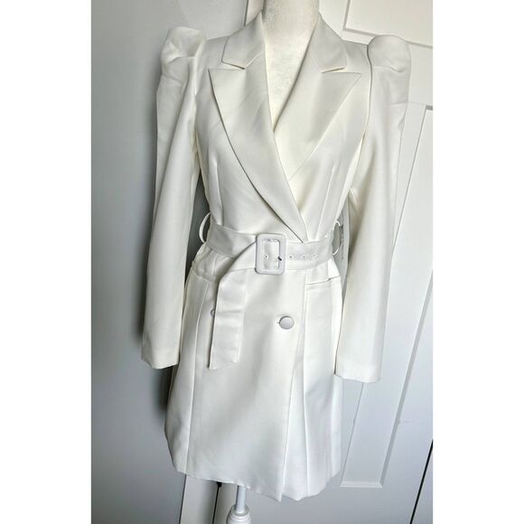 NWT Double Breasted Padded Shoulder Mini Blazer Dress in White, Size XS - Picture 1 of 9